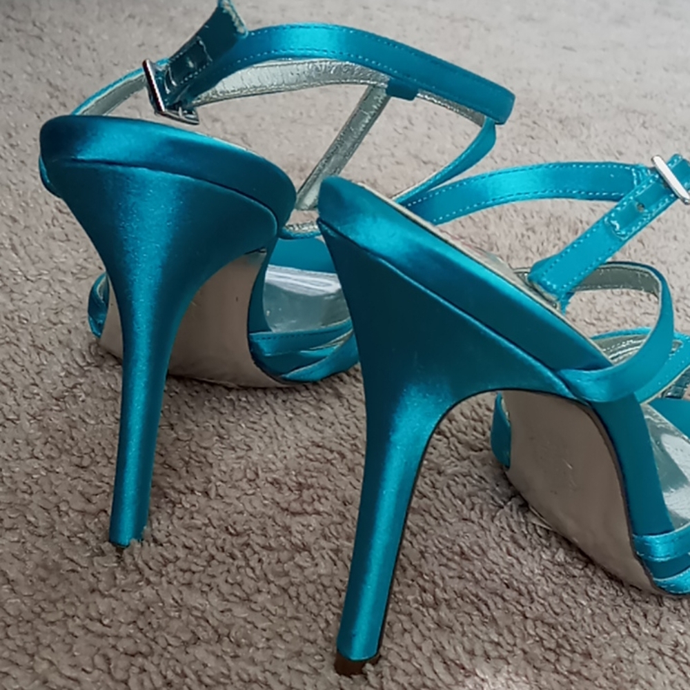 Nina NY turquoise Mariana T strap Sandals - Picture 2 of 4